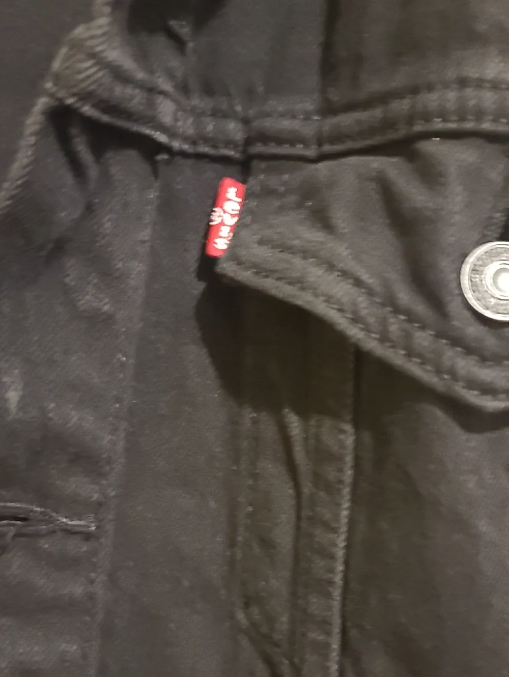 Levi's Black Men's Denim Trucker Jacket - Picture 7 of 11